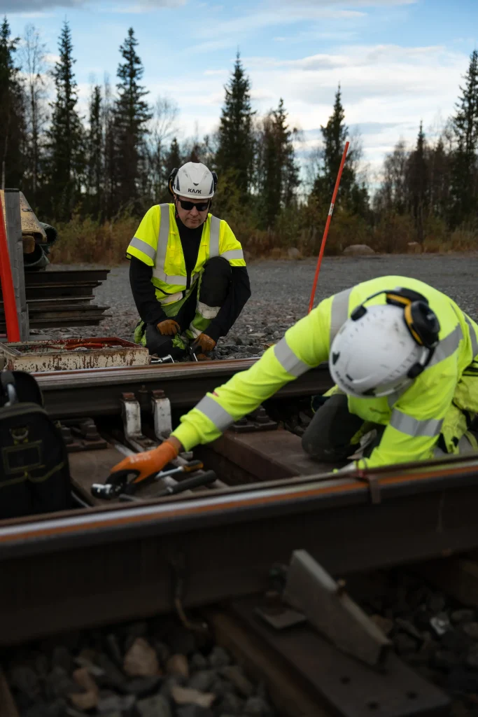 eleda-rail-banner-image